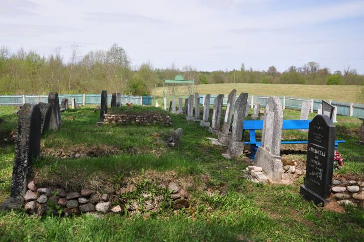 Амбросавічы. Могілкі татарскія (Мізар) 