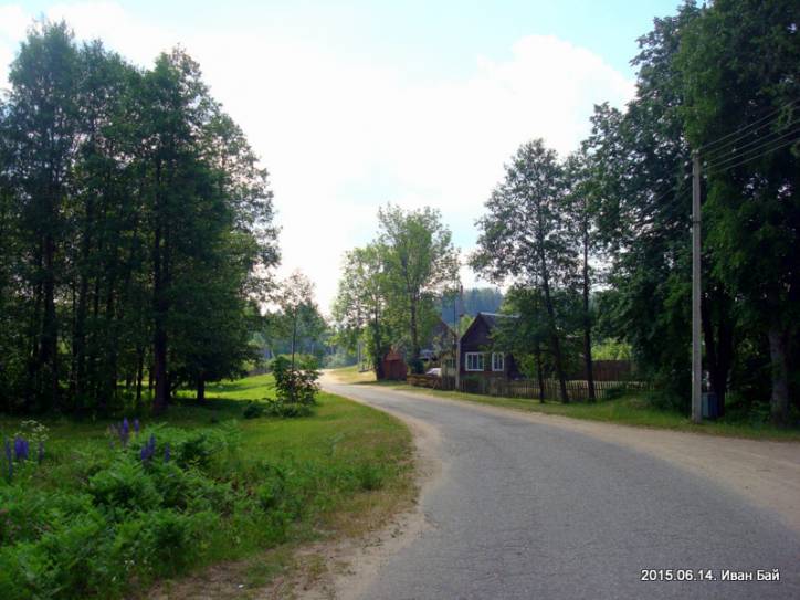 Małoje Sitna. In the village 