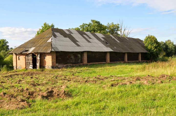  - Farmstead . 