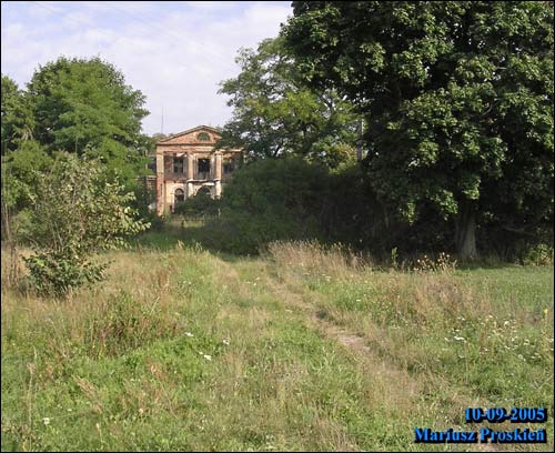  - Manor . 