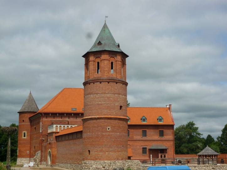  -  Замок. 