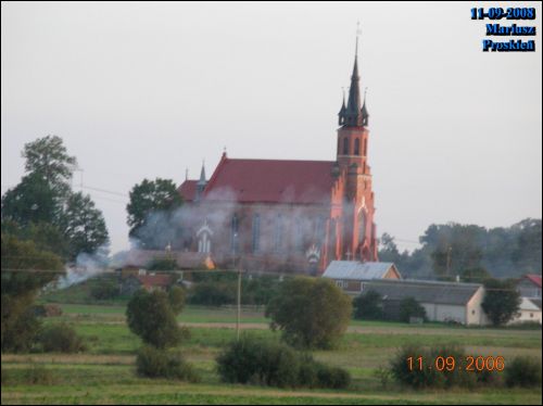 Wyszki.  Catholic church of St. Andrew the Apostle