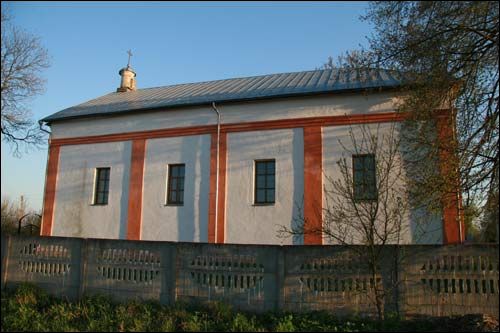 Bezdzież. Kościół Św. Trójcy