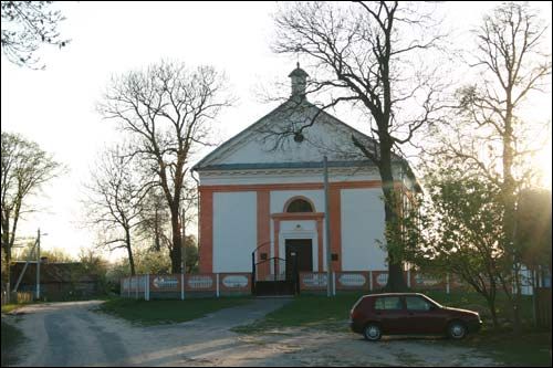 Bezdzież. Kościół Św. Trójcy