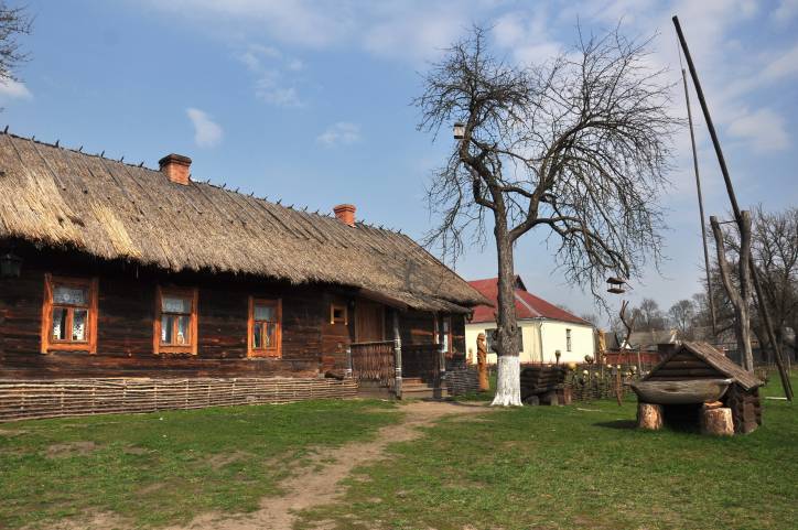 Bezdzież. We wsi 