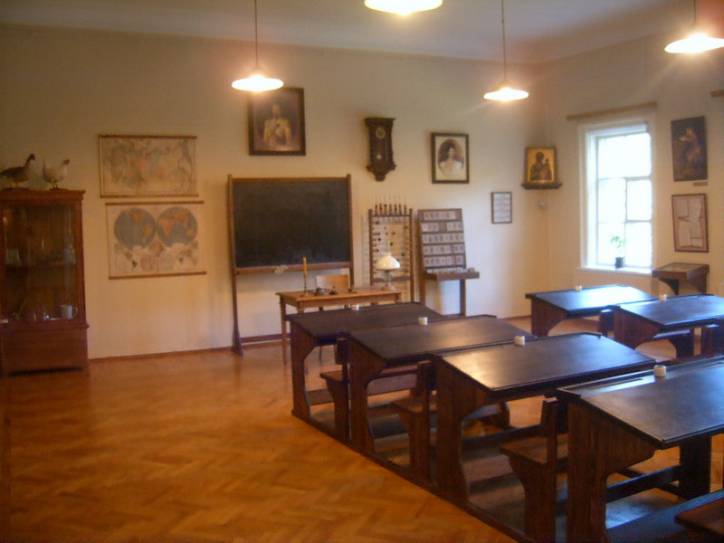  - Dwór Cieniszewych. 