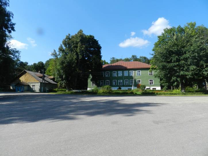 Smolany. Zespół dworsko-parkowy 