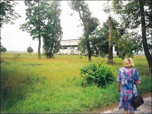 Ludwinów. We wsi 