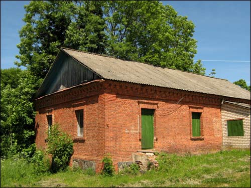 Dwór Nizhołów. Zespół dworsko-parkowy 