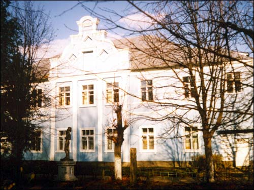 Pirkowicze. Zespół pałacowo-parkowy Wysłouchów