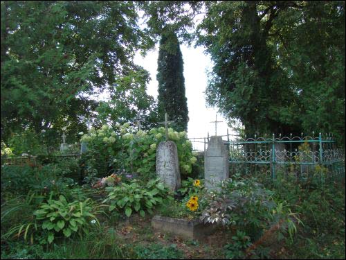 Miluncy (Pielikany). In the village 