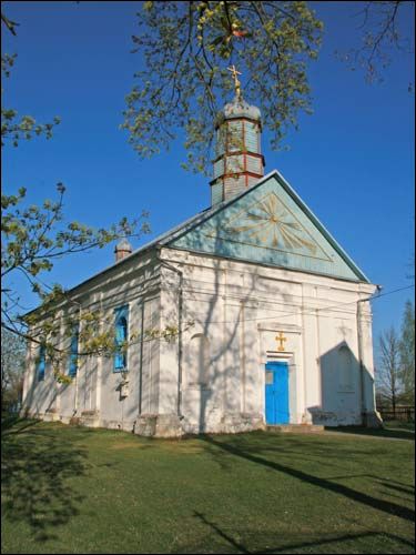  - Cerkiew Narodzenia NMP. Cerkiew Narodzenie NMP w Subotach (możliwe, że wzniesiona jako kościół katolicki). Fot. 04 2009