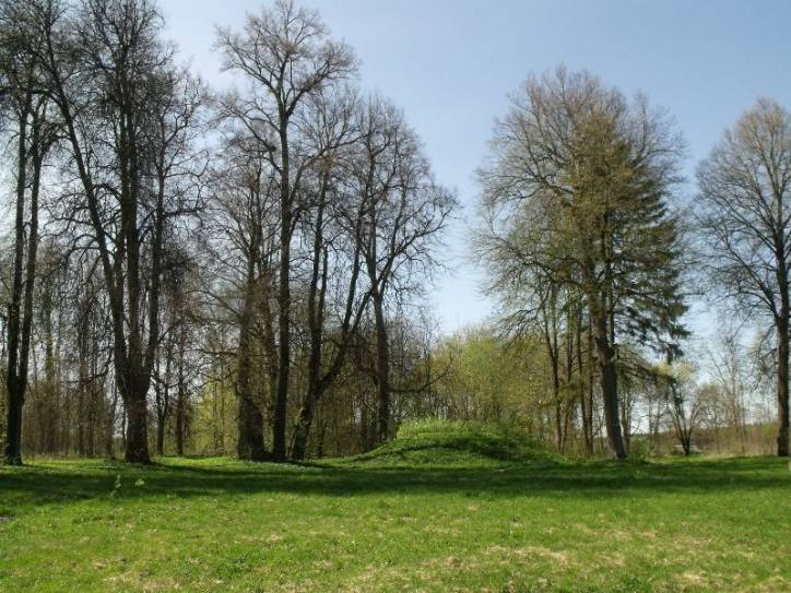 Парк. Фрагмент