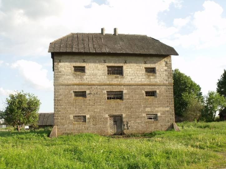 Parafjanava.  Barn