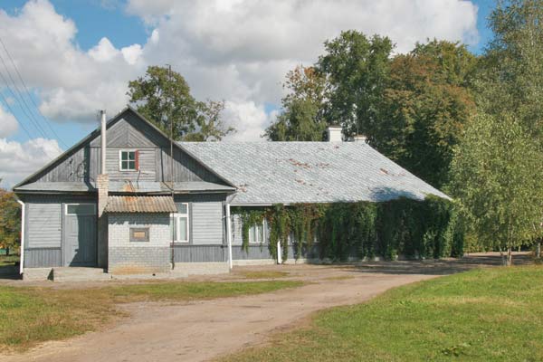  - Manor of Opacki. 
