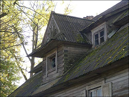 Baravoje.  House of forester