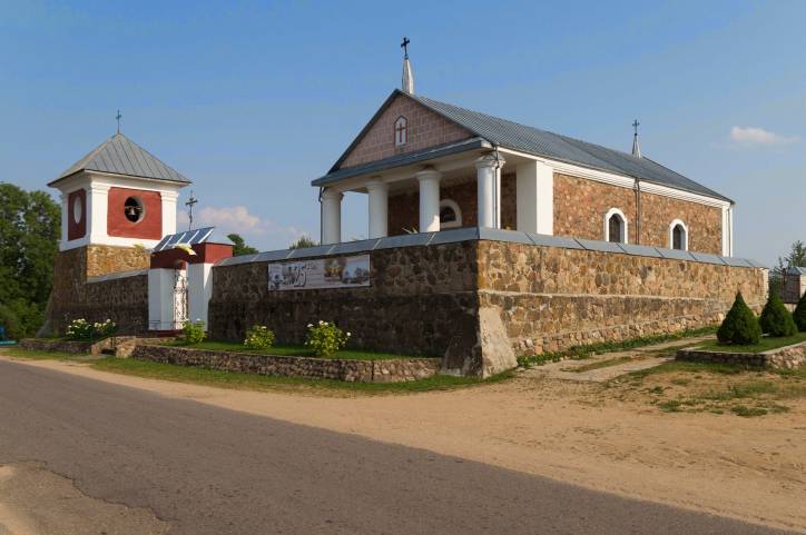 Дерковщина. Костёл Успения Пресвятой Девы Марии