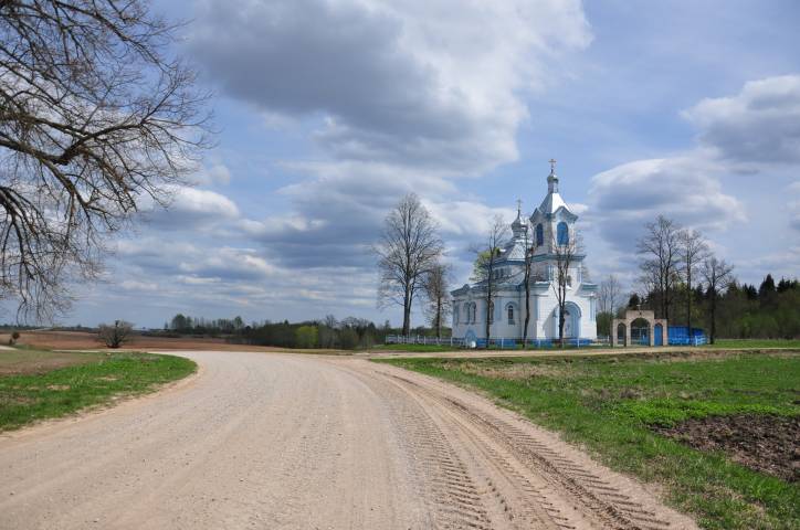 Дедино (Поповщина). Церковь Рождества Пресвятой Богородицы