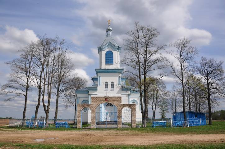 Дедино (Поповщина). Церковь Рождества Пресвятой Богородицы