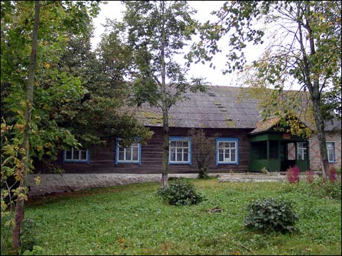 Мнюта I. Прысядзібны парк пры былой сядзібе Бжастоўскіх