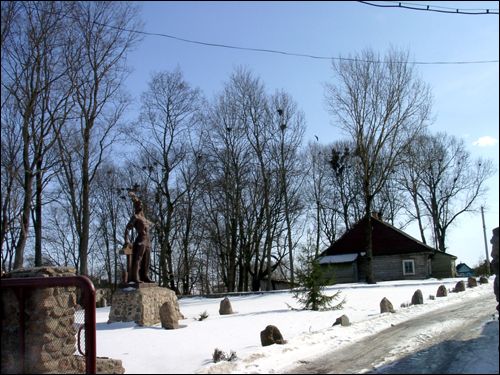 Мосар. Фольварк Пилсудских