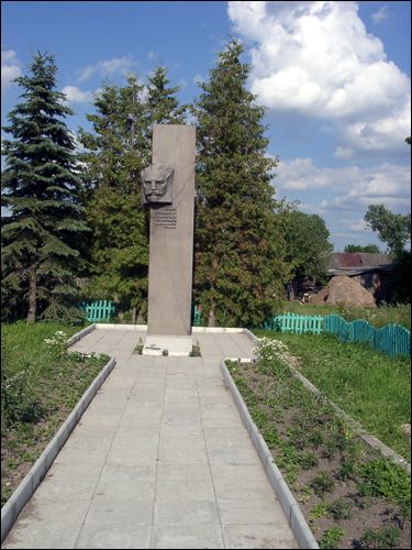 Прозороки.  Памятник Игната Буйницкого