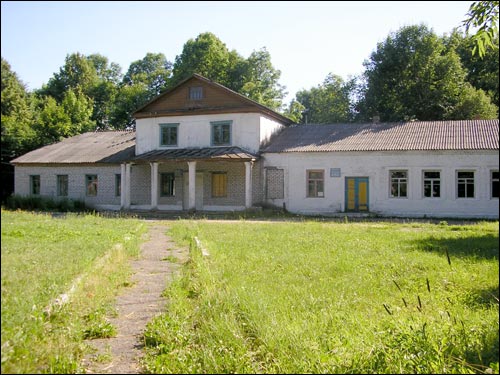 Kamianpolle.  Manor 