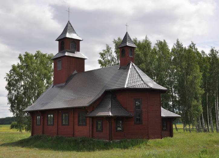 Pierabroddzie.  Catholic church of the Sacred Heart of Jesus