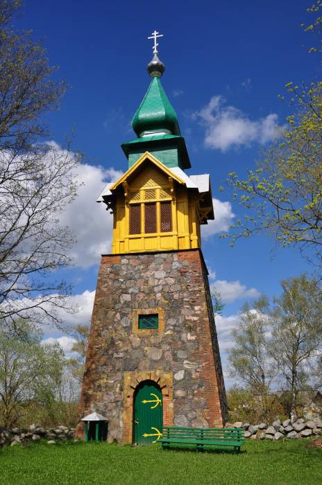 Asinaharadok. Orthodox church of the Protection of the Holy Virgin