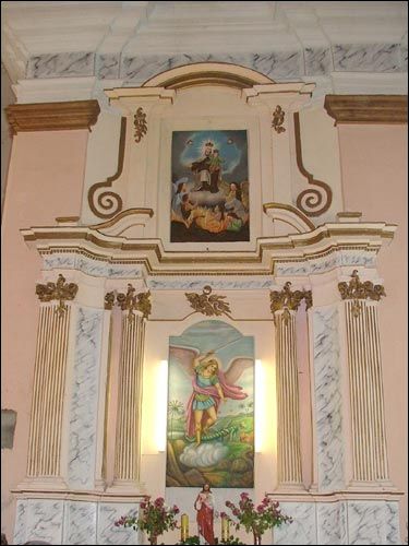  - Kościół Św. Trójcy. Ołtarz boczny
