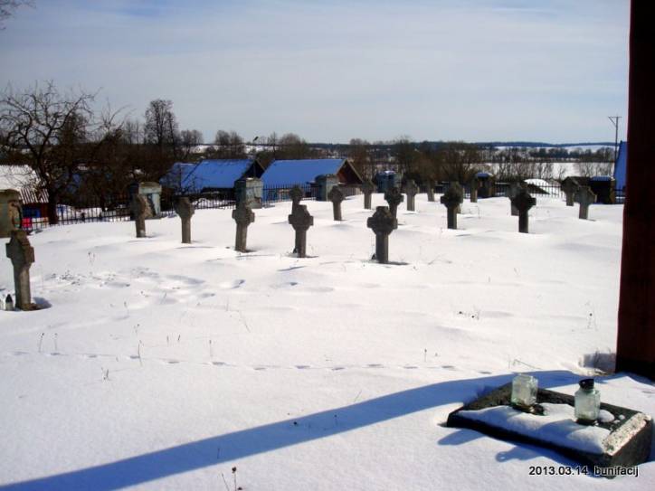  - Cmentarz żołnierzy polskich poległych podczas wojny 1920 r.. 