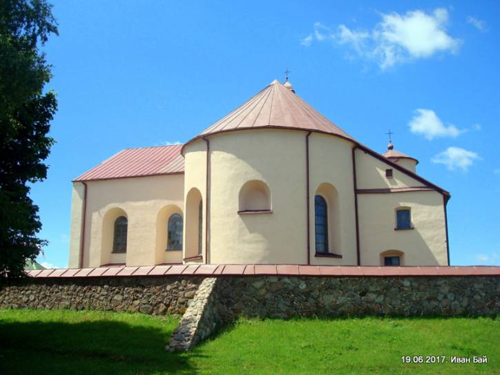 Komaje. Kościół Św. Jana Chrzciciela