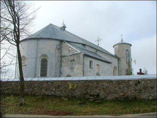 Komaje. Kościół Św. Jana Chrzciciela