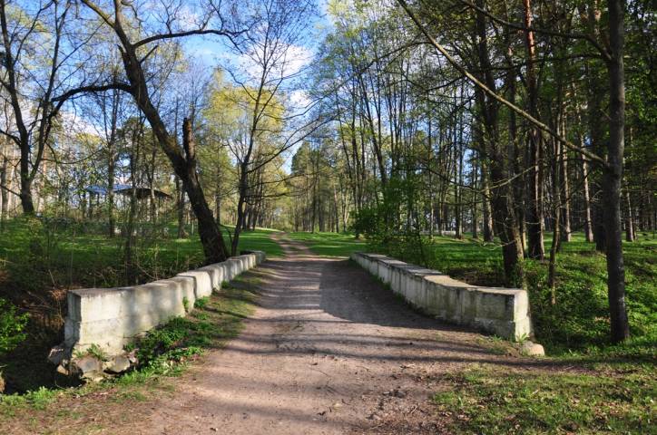 Varapajeva. Manor park 
