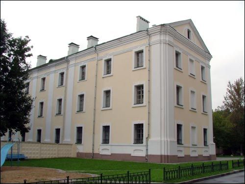  -  Kolegium jezuitów. Odrestaurowana część klasztoru jezuitów w Połocku