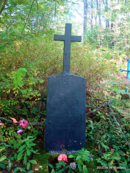  - cemetery Christian. 