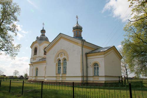 Orthodox church of St. Nicholas . Side view  - Orthodox church of St. Nicholas. Side view