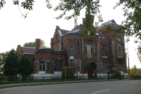 Rossony (Stanisławowo). Dwór 