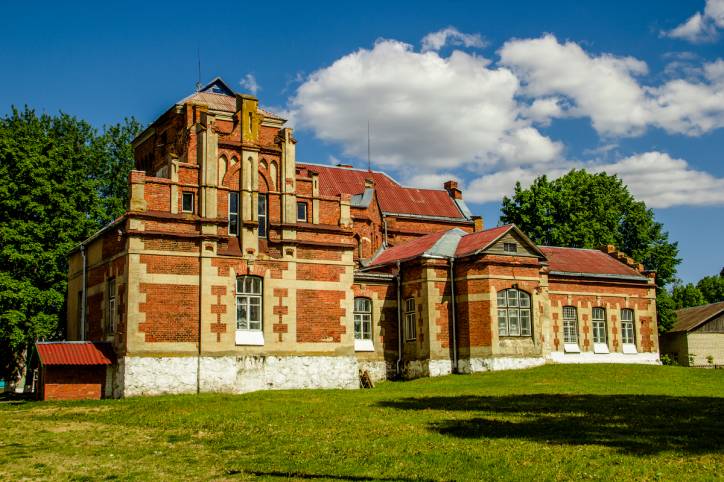 Rossony (Stanisławowo). Dwór 