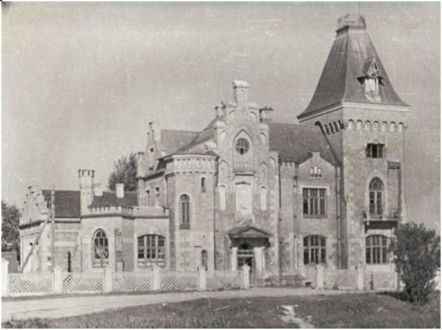 Rossony (Stanisławowo). Dwór 
