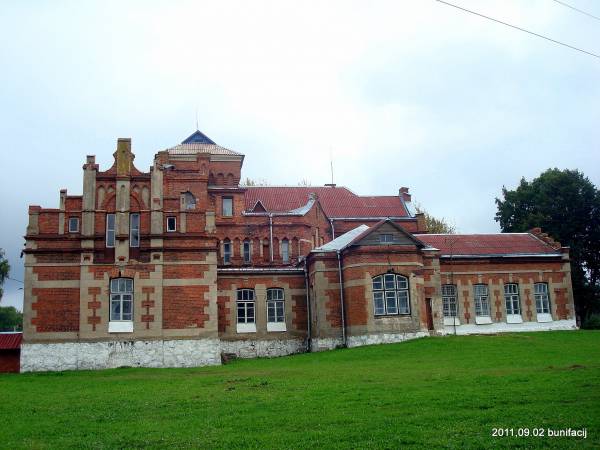 Rossony (Stanisławowo). Dwór 