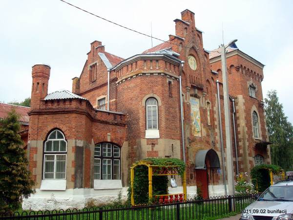Rossony (Stanisławowo). Dwór 