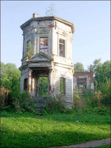 Płamia (Staraja Bielica). Manor of Śviacki (Świacki)