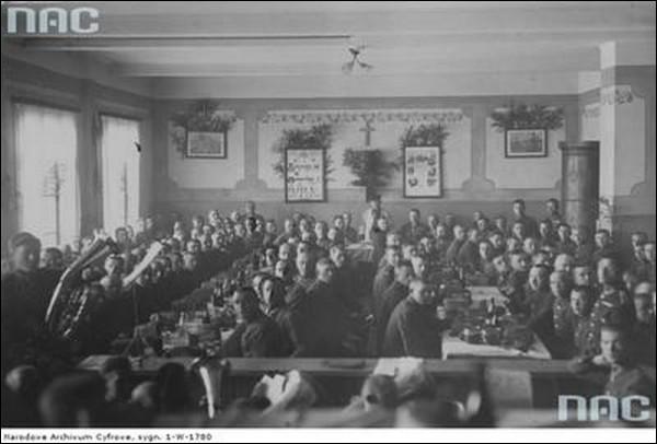Christmas at 5 Battalion of Border Protection Corps 'Łužki. 1934-12-24 (Photo by: http://www.audiovis.nac.gov.pl) Łužki. Old photos of the township