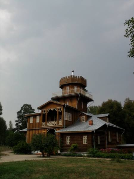  - Усадебно-парковый ансамбль Репиных. 