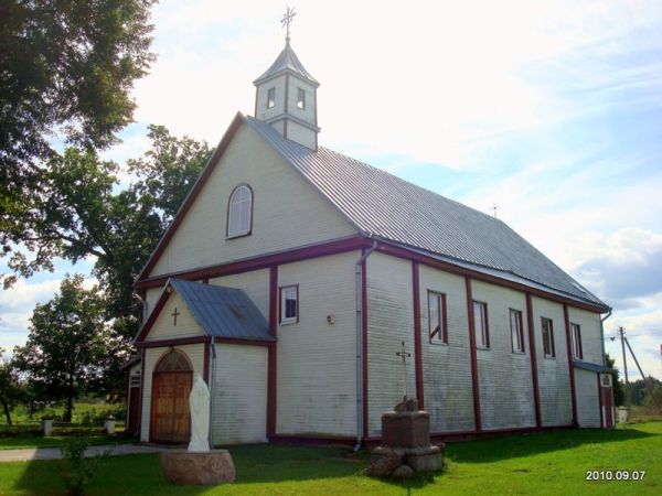 Rūdninkai. Catholic church of the Holy Trinity