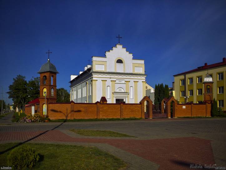 Ivanava (Janaŭ). Catholic church of the Exaltation of the Holy Cross