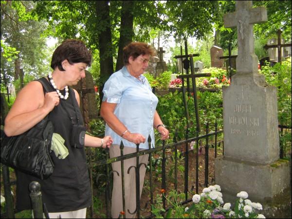 Rykantai. cemetery Catholic