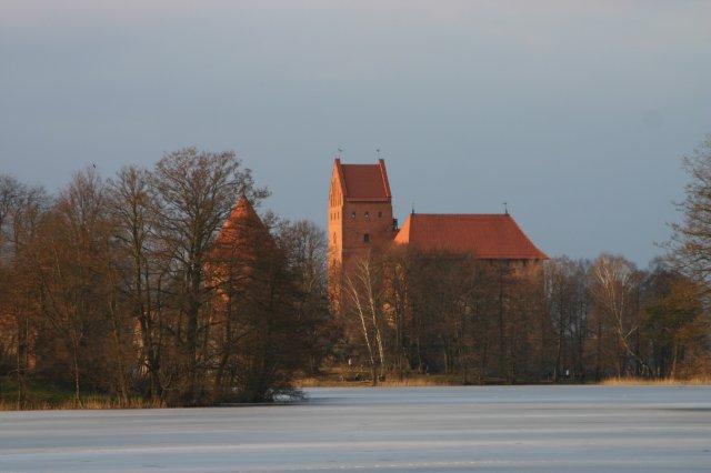 Trakai |   New Castle. 