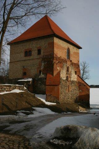 Trakai |   New Castle. 